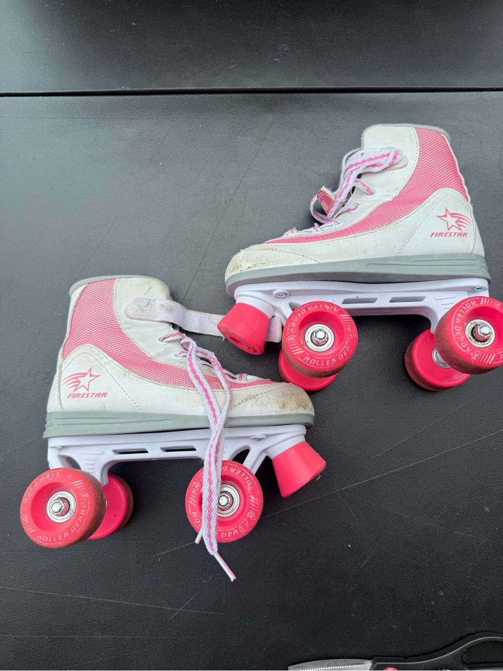 FireStar Youth Girl's Roller Skate White/Pink Size 2 Used